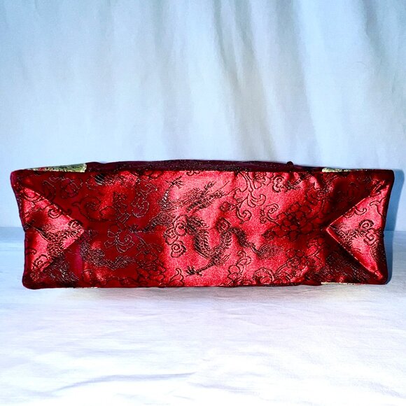 New Red and Gold Satin Purse, Asian Inspired Top Zipper Closure - Picture 7 of 10